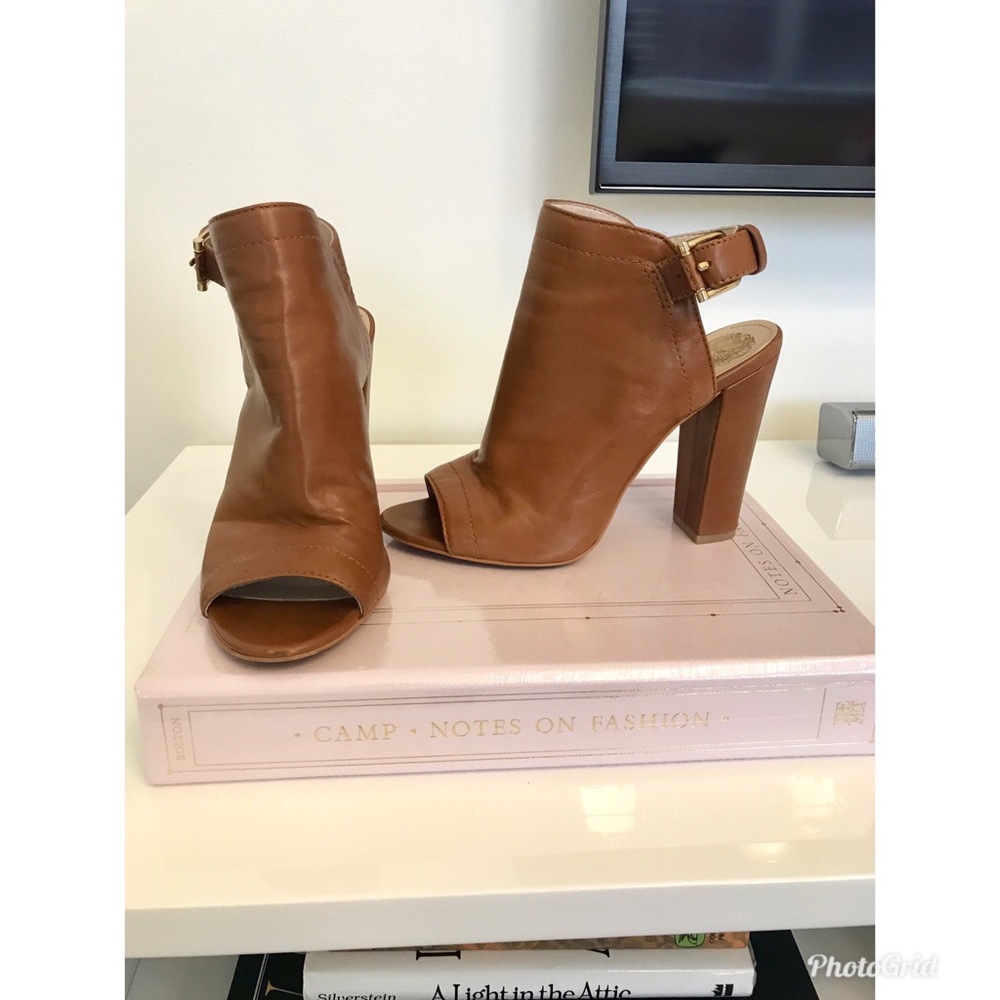 Vince Camuto Vamelia Herls
